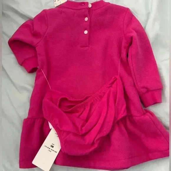 NWT Polo Ralph Lauren Baby Girls Bear Fleece Dress & Bloomer Set
9 Months, Pink - Picture 4 of 5